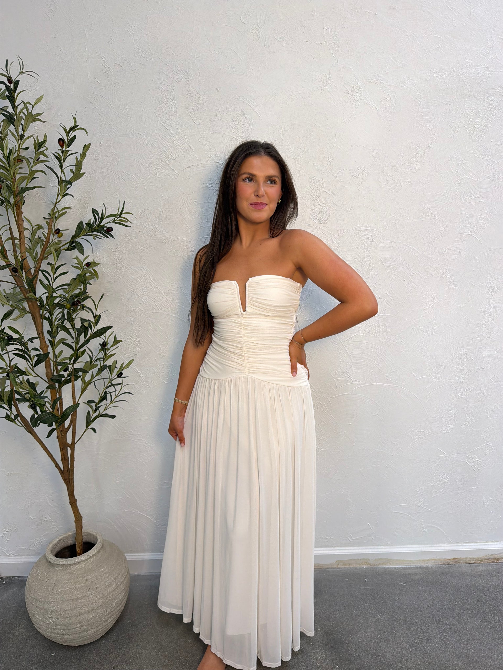 Beverly Dress Ivory